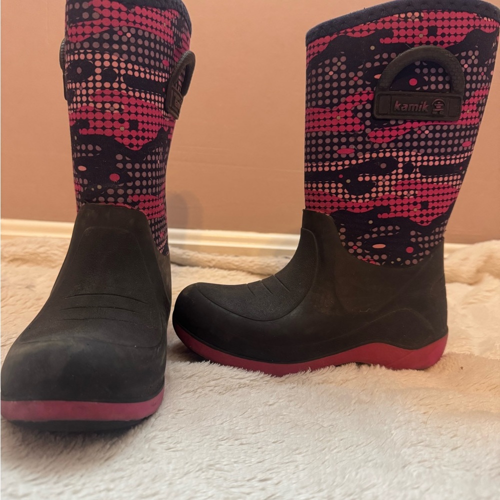 Kamik Girls Pink and Black Boots